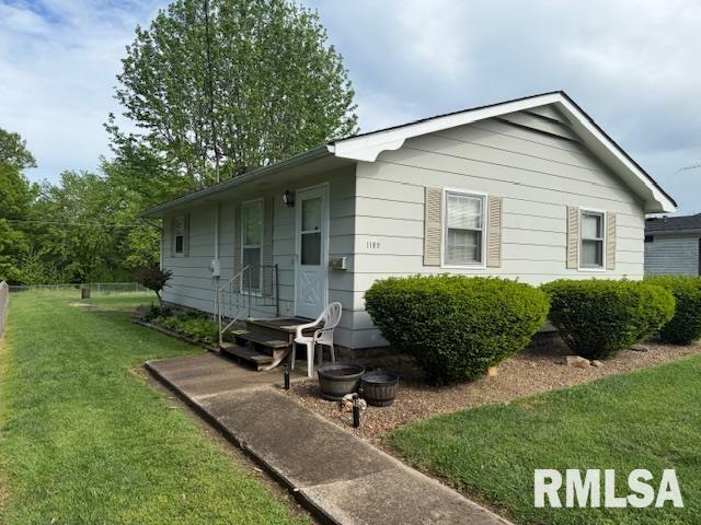 Property Photo: 1109 Gent Avenue IL 62951