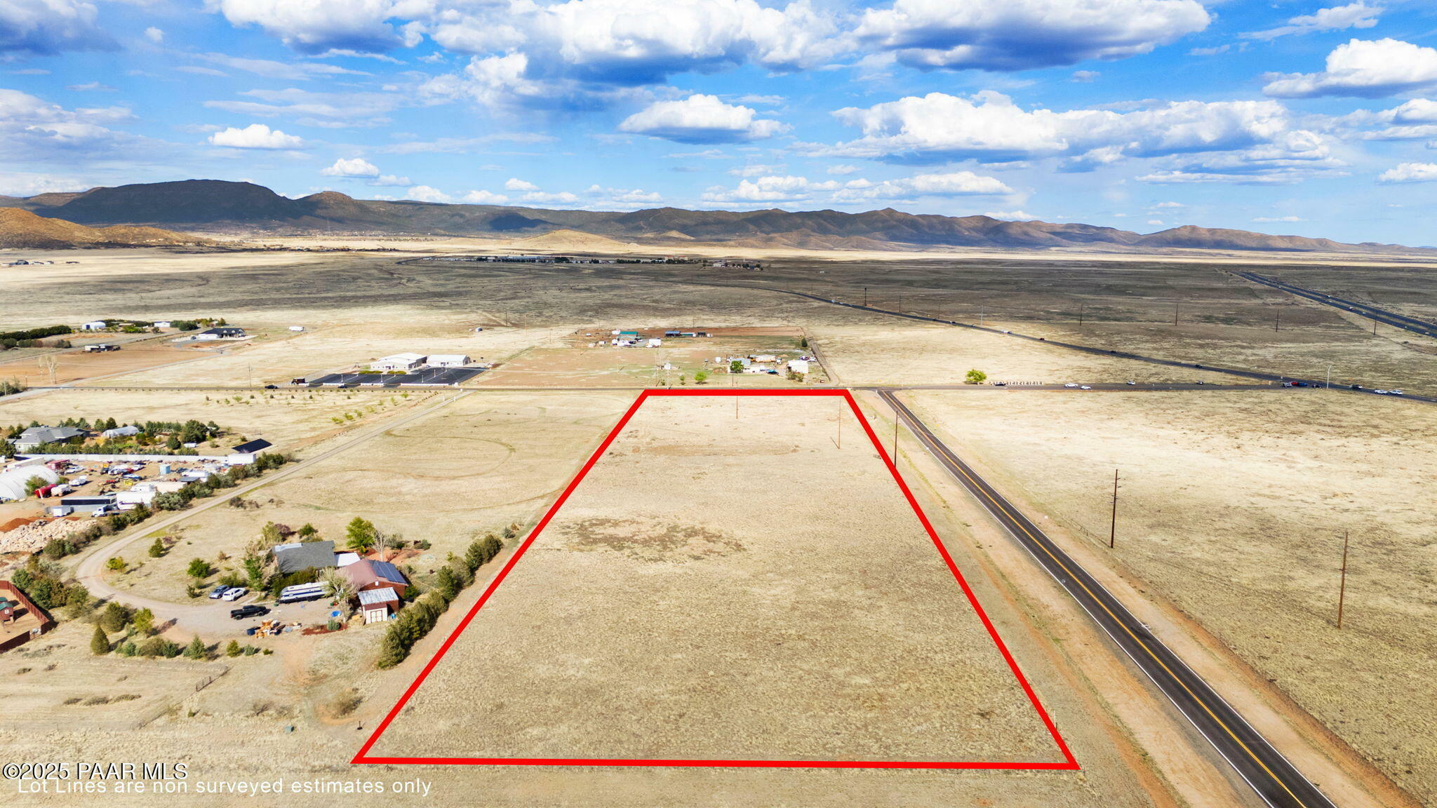 Property Photo: 7080 N Coyote Springs Road AZ 86315