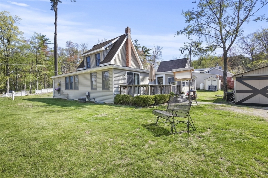 Property Photo: 33 Lakeview Avenue MA 01462