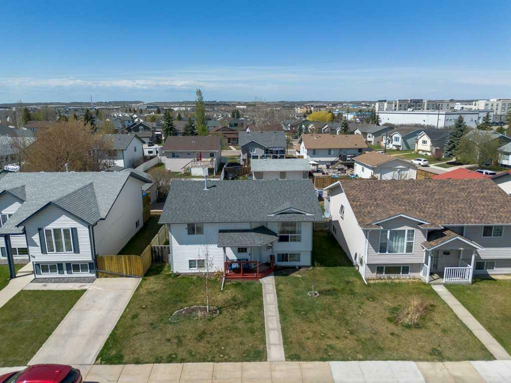 Property Photo: 34 Obrien Crescent AB T4P 3T3