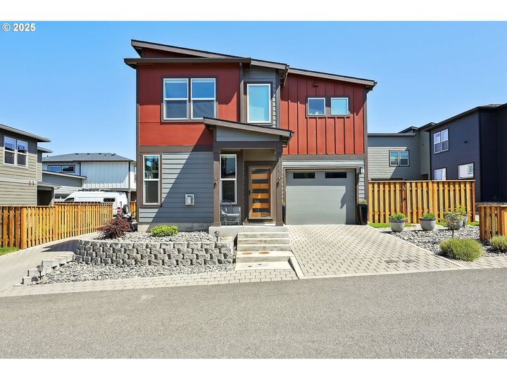1250 29th St  Hood River OR 97031 photo
