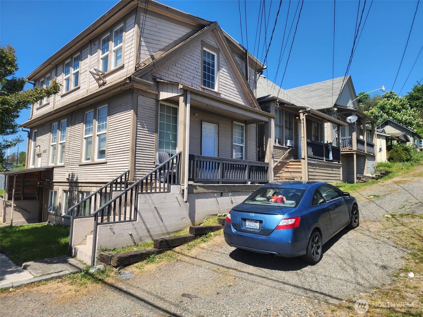 Property Photo:  1637  Center Street  WA 98409 