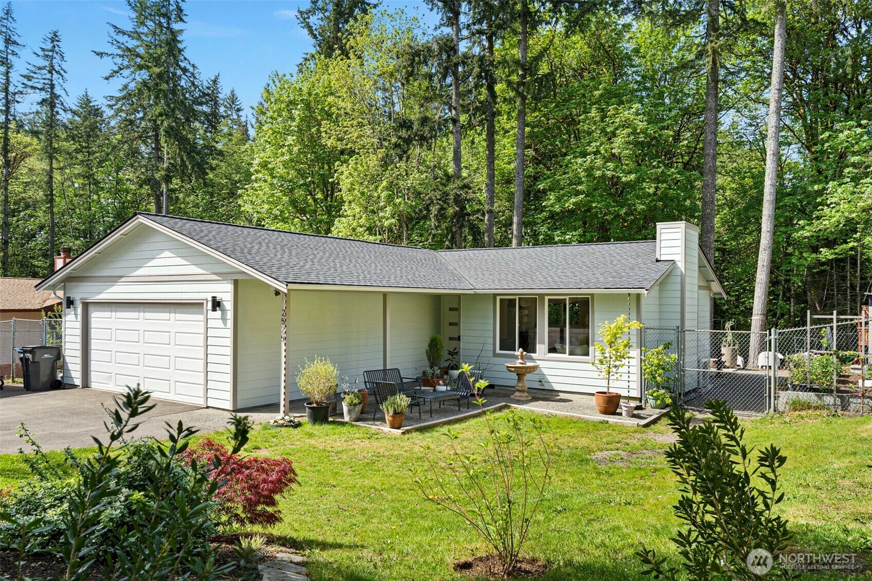 Property Photo: 2525 SE Brookside Court WA 98367