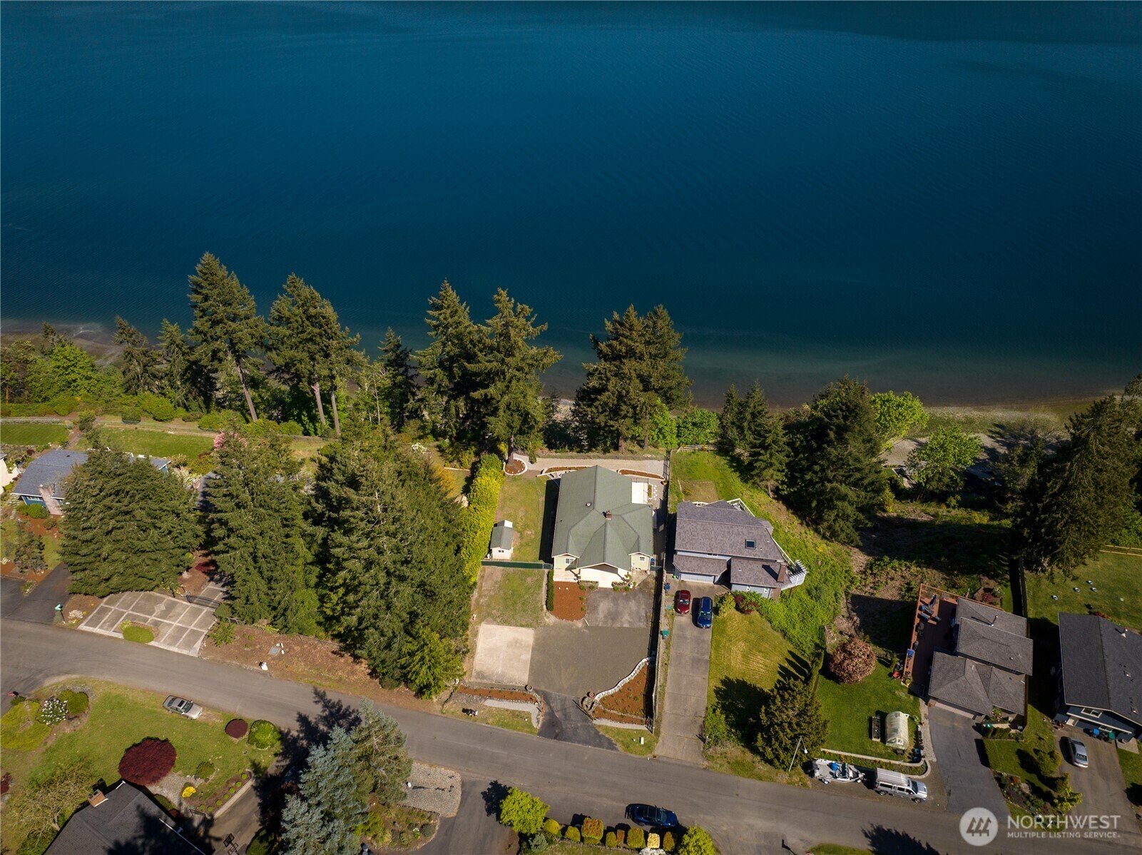 Property Photo:  7295  Navajo Trail NE  WA 98311 