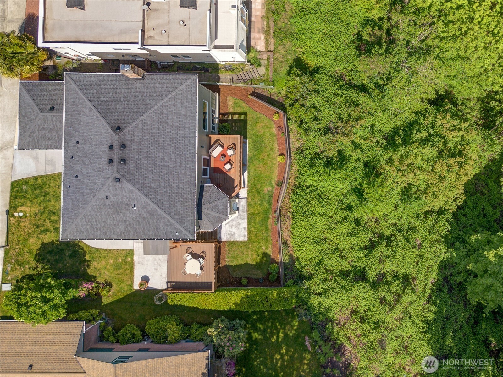 Property Photo: 2707 N Henry Road WA 98403