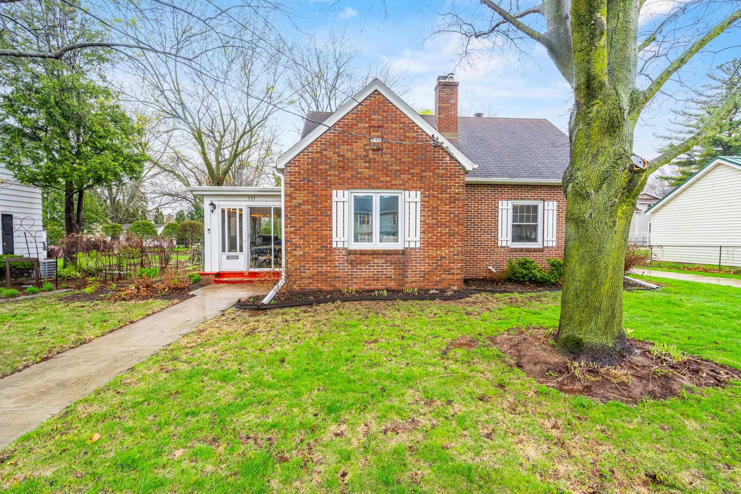 Property Photo: 111 E Glendale Avenue WI 54911