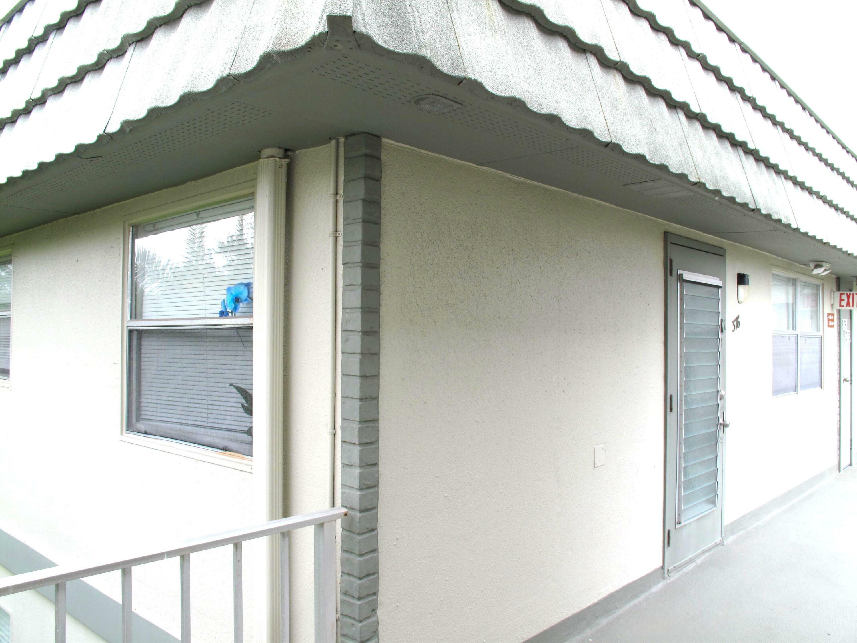 Property Photo: 376 Flanders H FL 33484