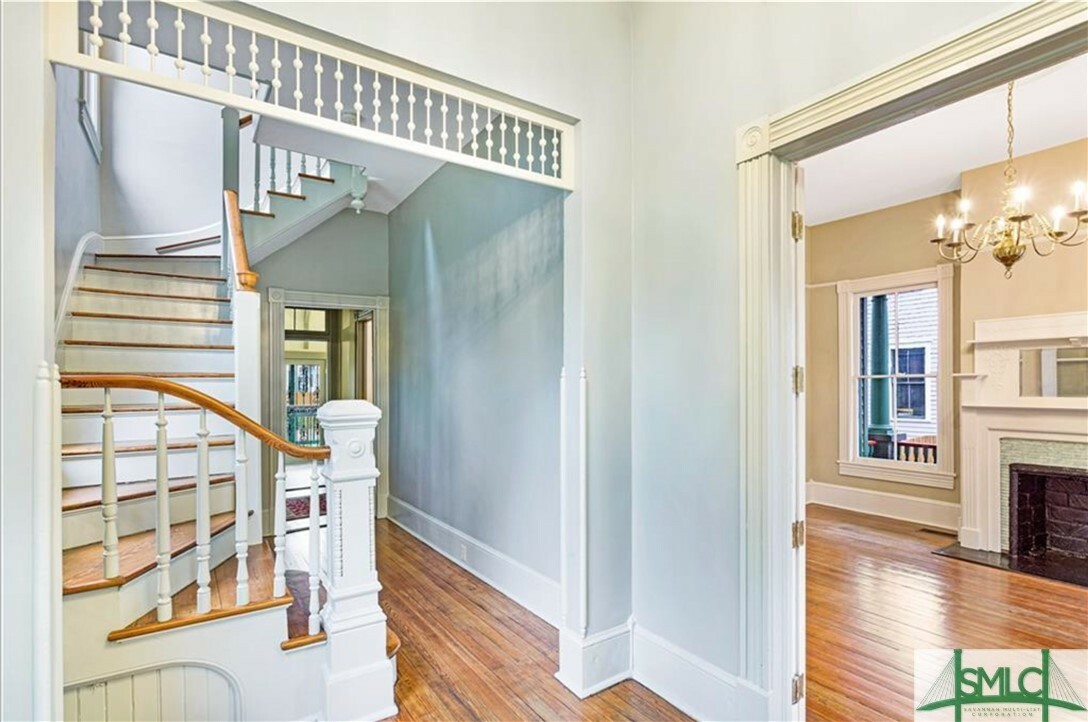 Property Photo: 212 W 40th Street GA 31401