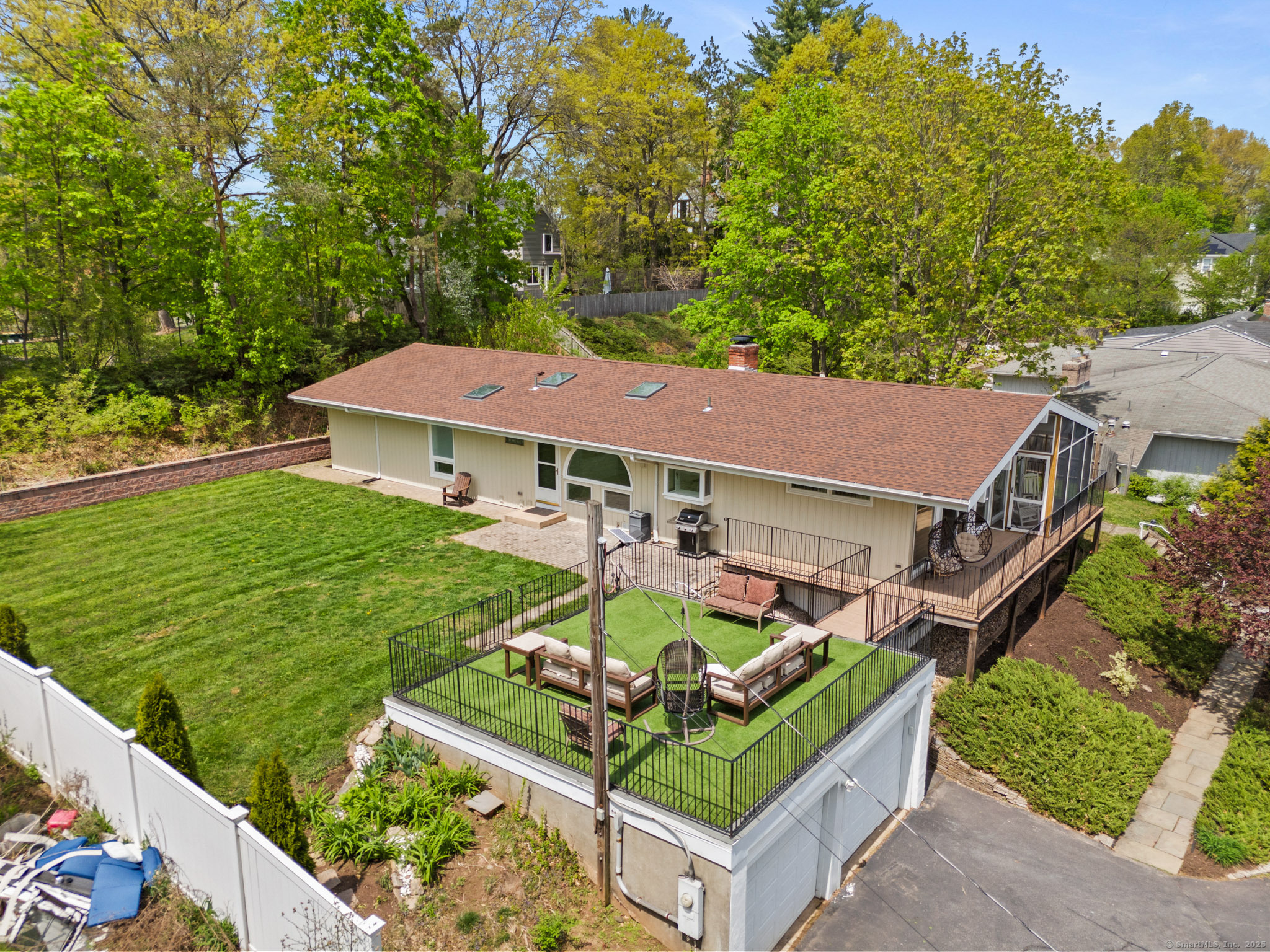 Property Photo: 75 Kirkwood Road CT 06117