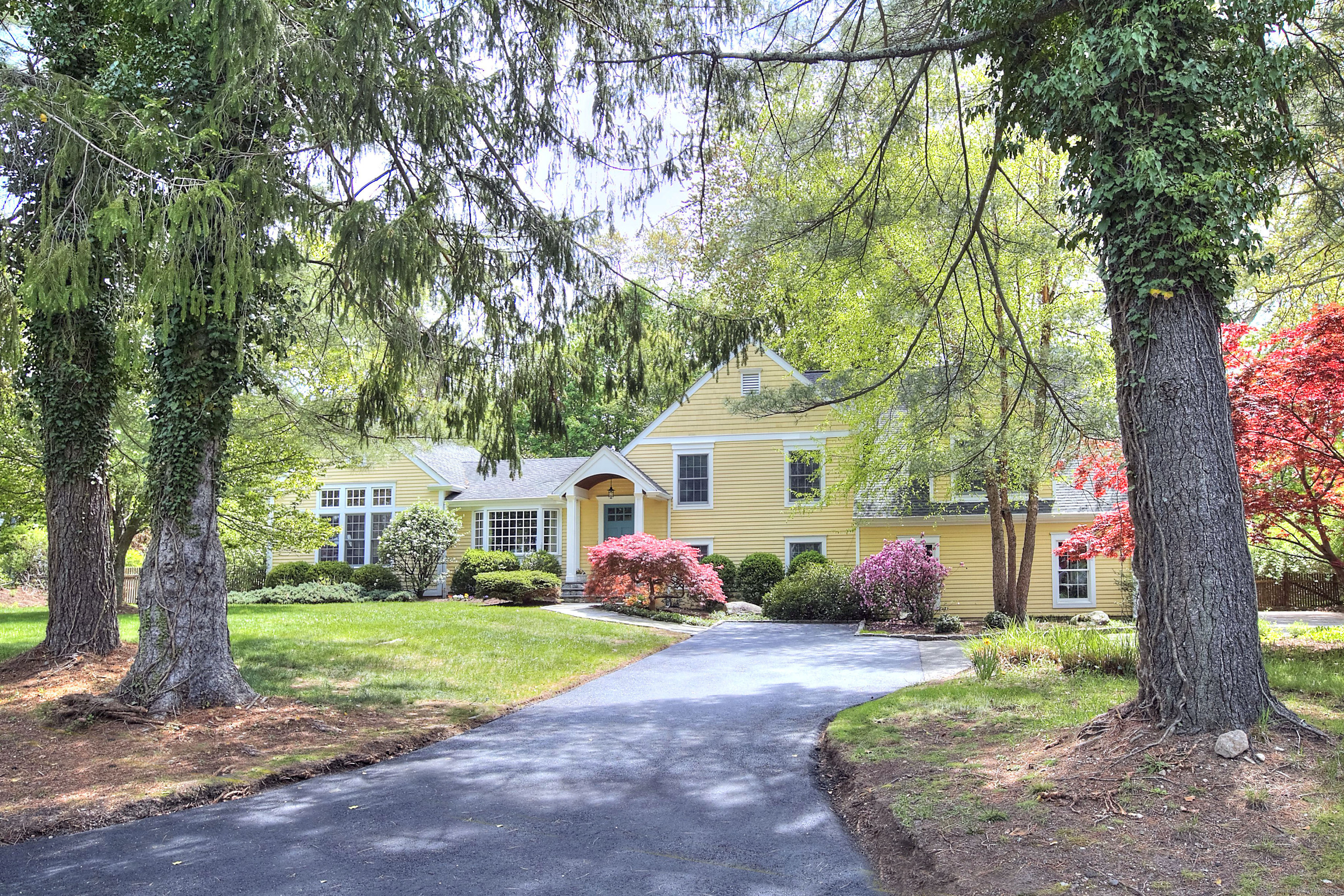 Property Photo: 10 Dover Road CT 06880