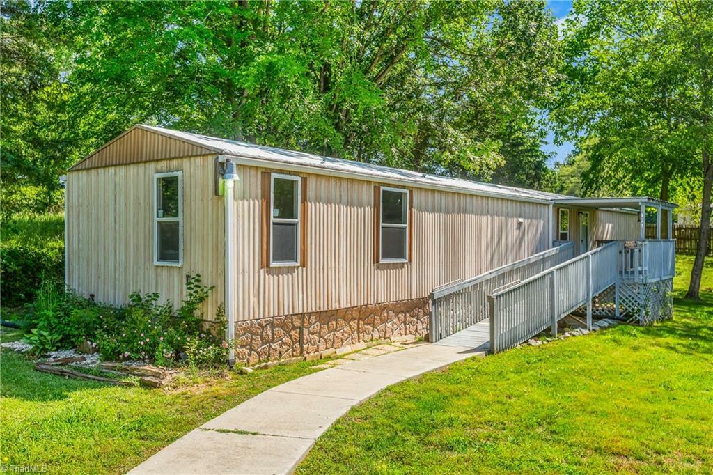 Property Photo: 421 Calvin Road NC 27360