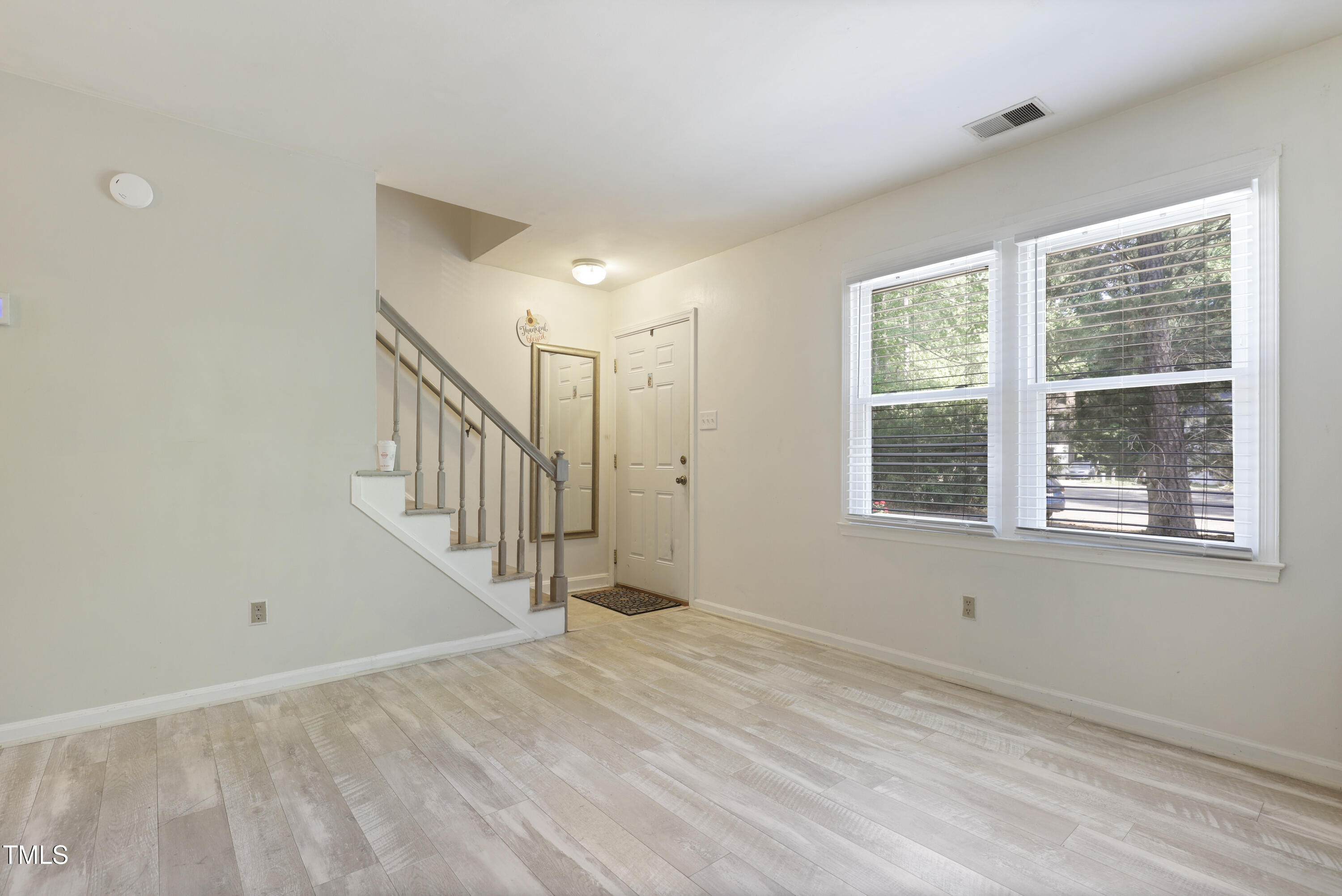 Property Photo: 930 Jason Court NC 27511