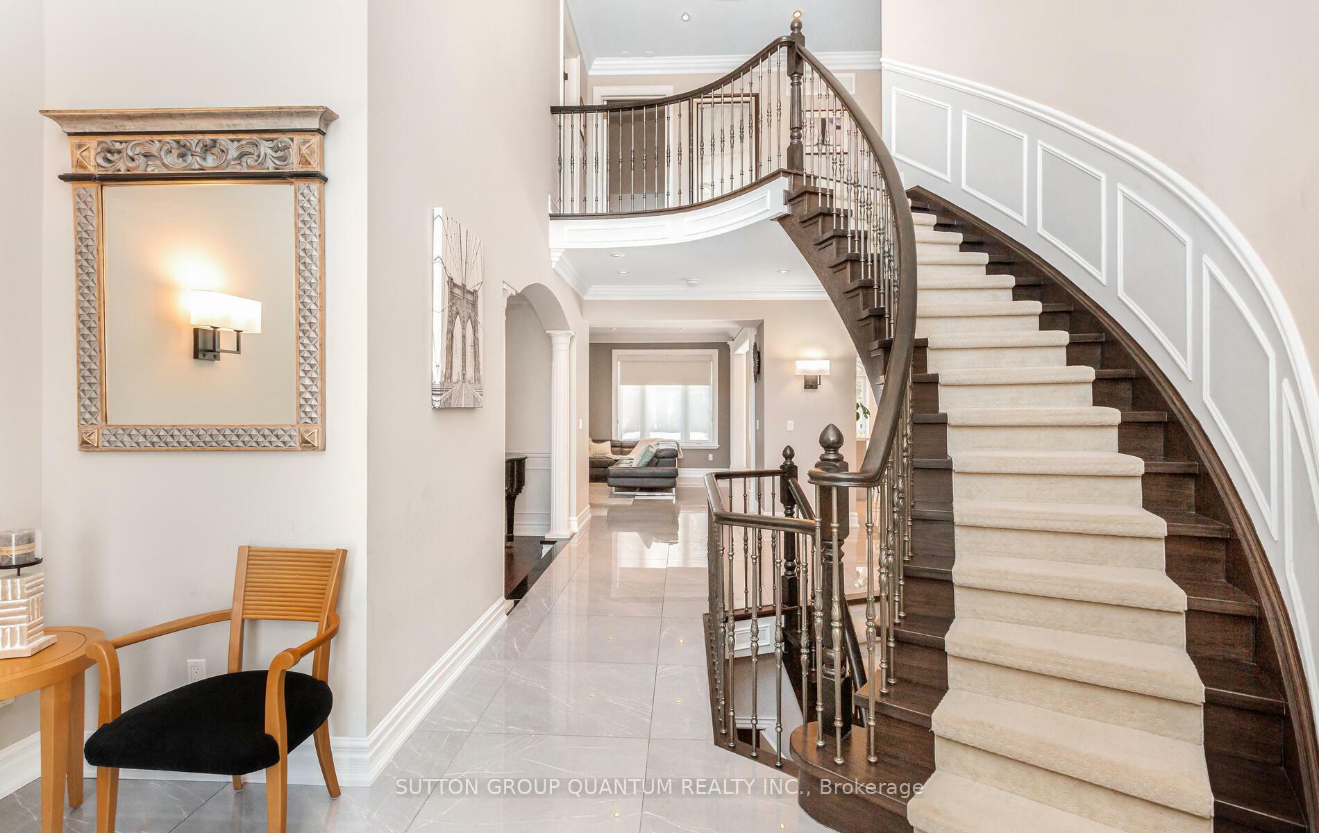 Property Photo:  3868 O'Neil Gate  ON L5L 5X6 