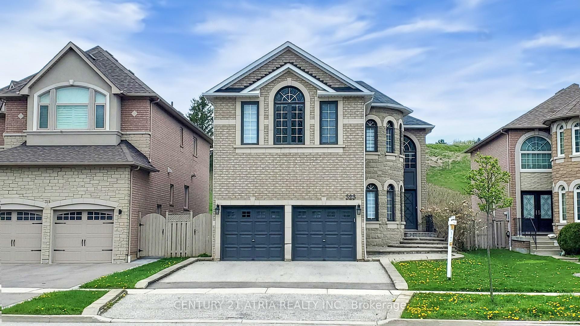 Property Photo: 323 Bristol Road E ON L4Z 3V6