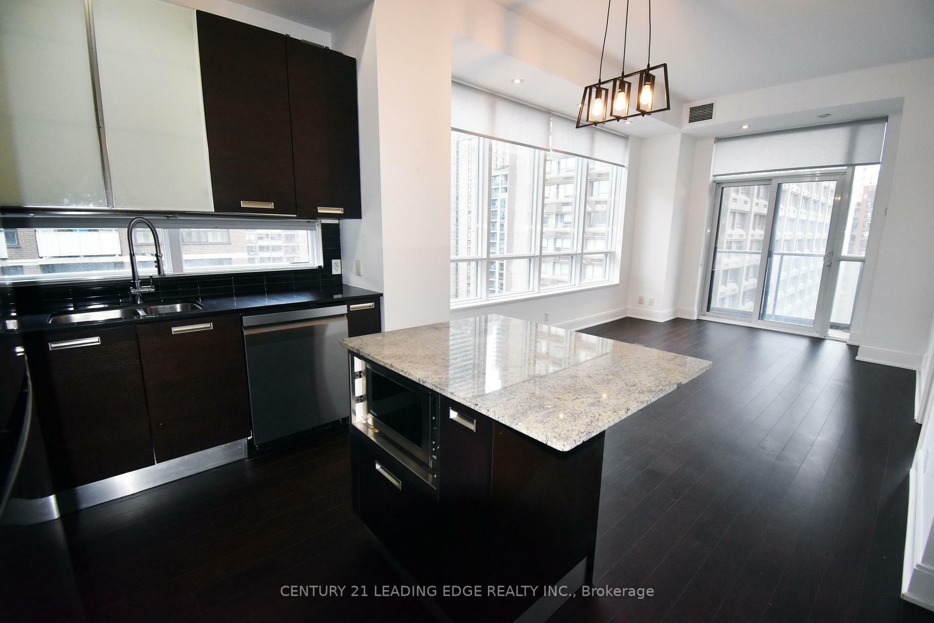 Property Photo: 21 Balmuto Street 1503 ON M4Y 1W4