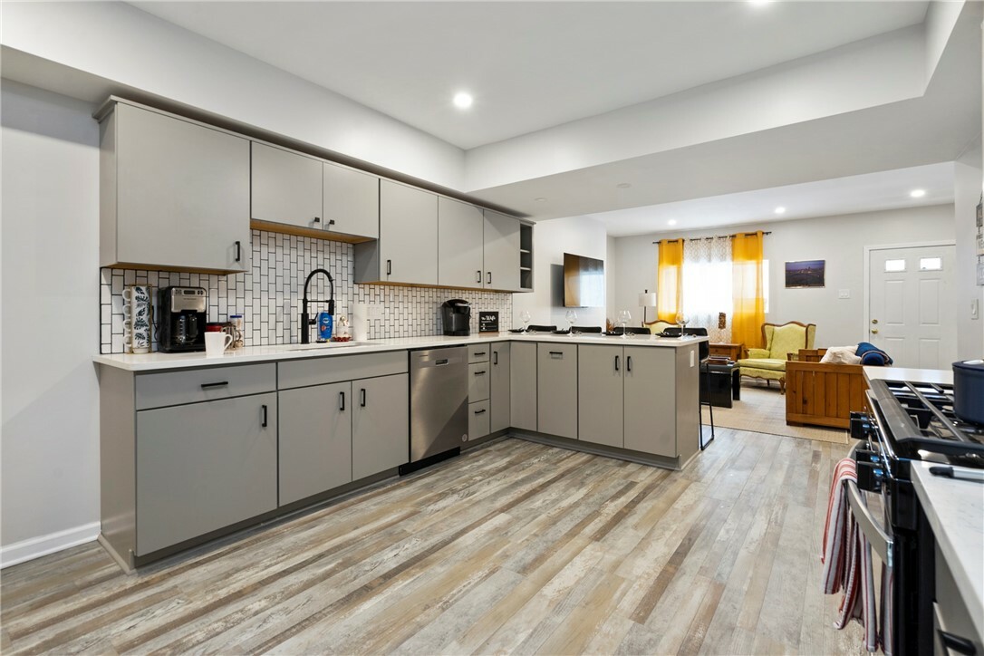 Property Photo: 1013 Constance St PA 15212