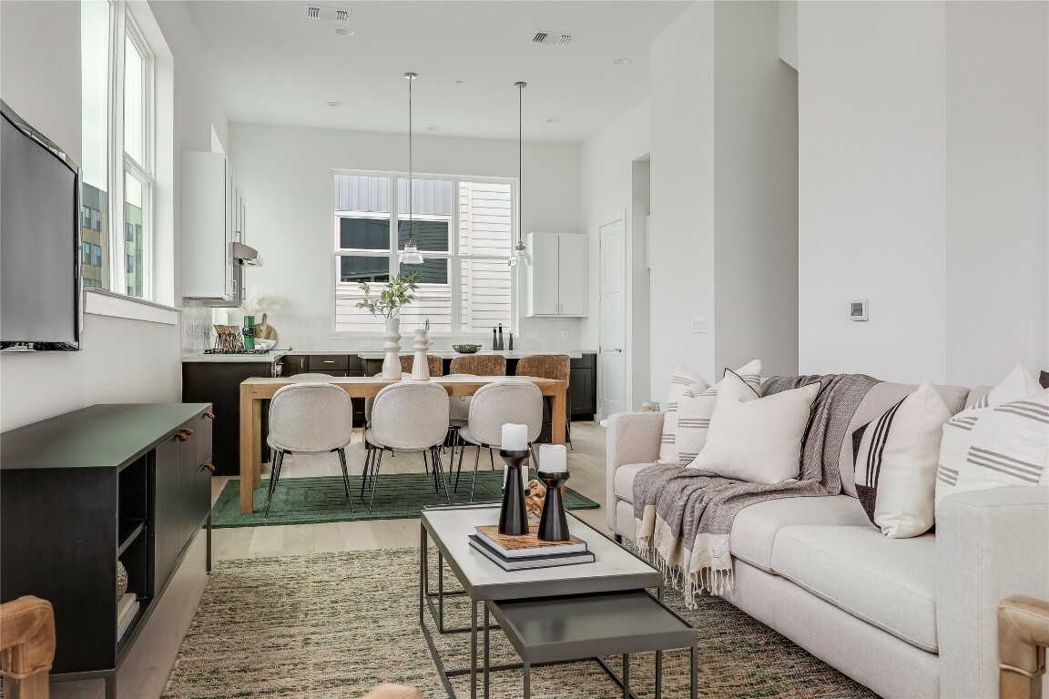 2805 McCurdy Street 19  Austin TX 78723 photo
