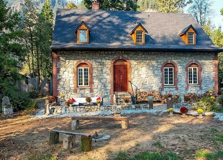 Property Photo: 20738 Landstrom Road BC V0X 1L3