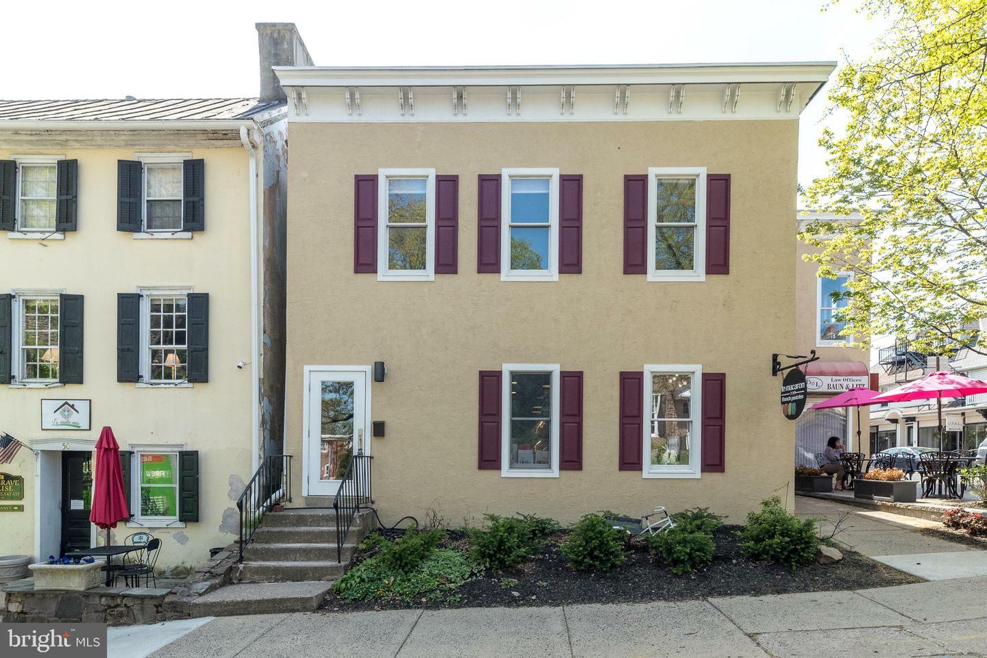 Property Photo: 4 W Oakland Avenue 2A PA 18901