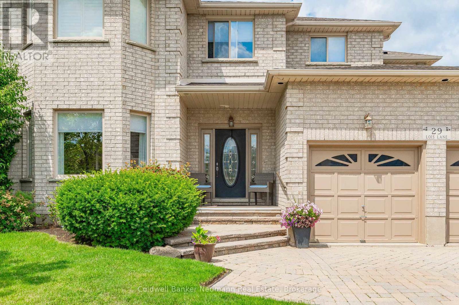 Property Photo:  29 Lois Lane  ON N1K 1W5 