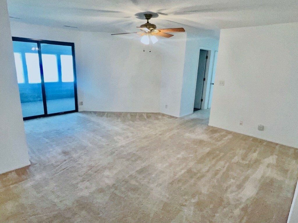 Property Photo: 4505 Armar Drive SE 80 IA 52403