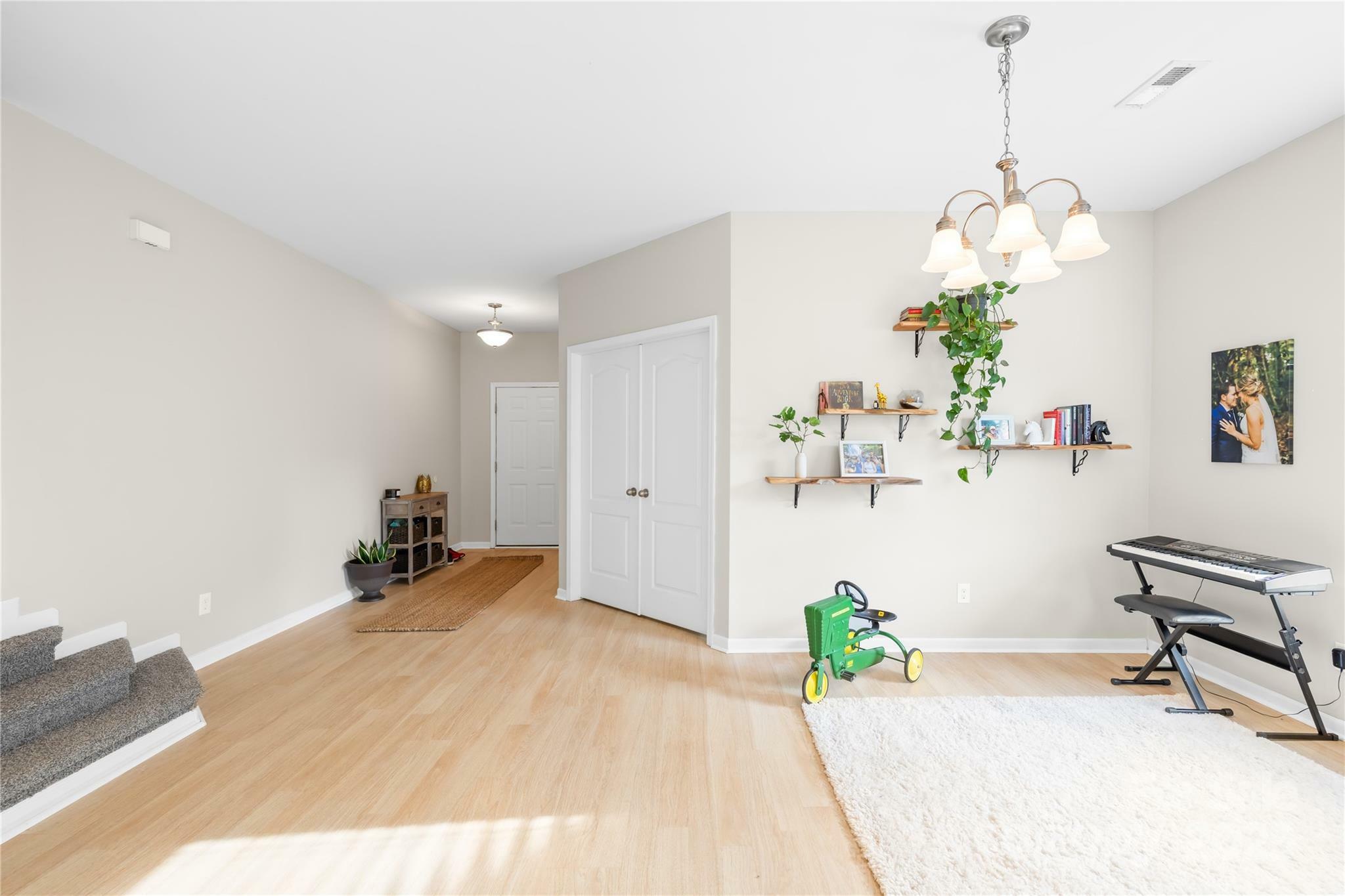 Property Photo: 105 Altondale Drive NC 28625