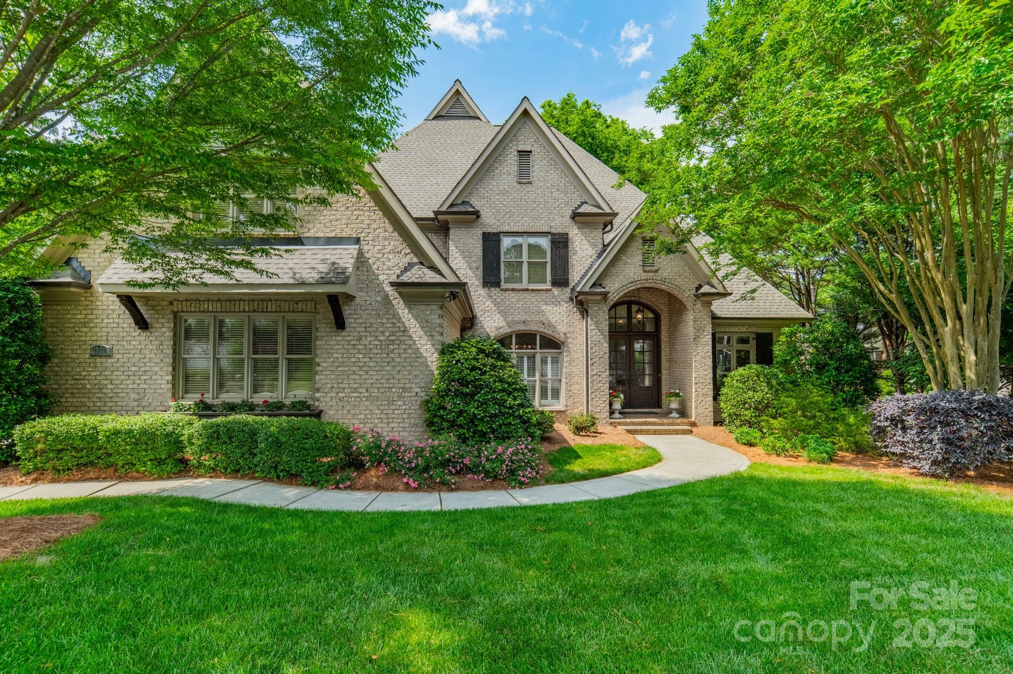 7138 Wessynton Drive  Charlotte NC 28226 photo