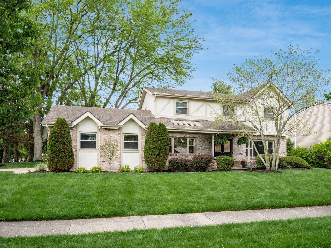 Property Photo: 708 Sugar Court OH 43082