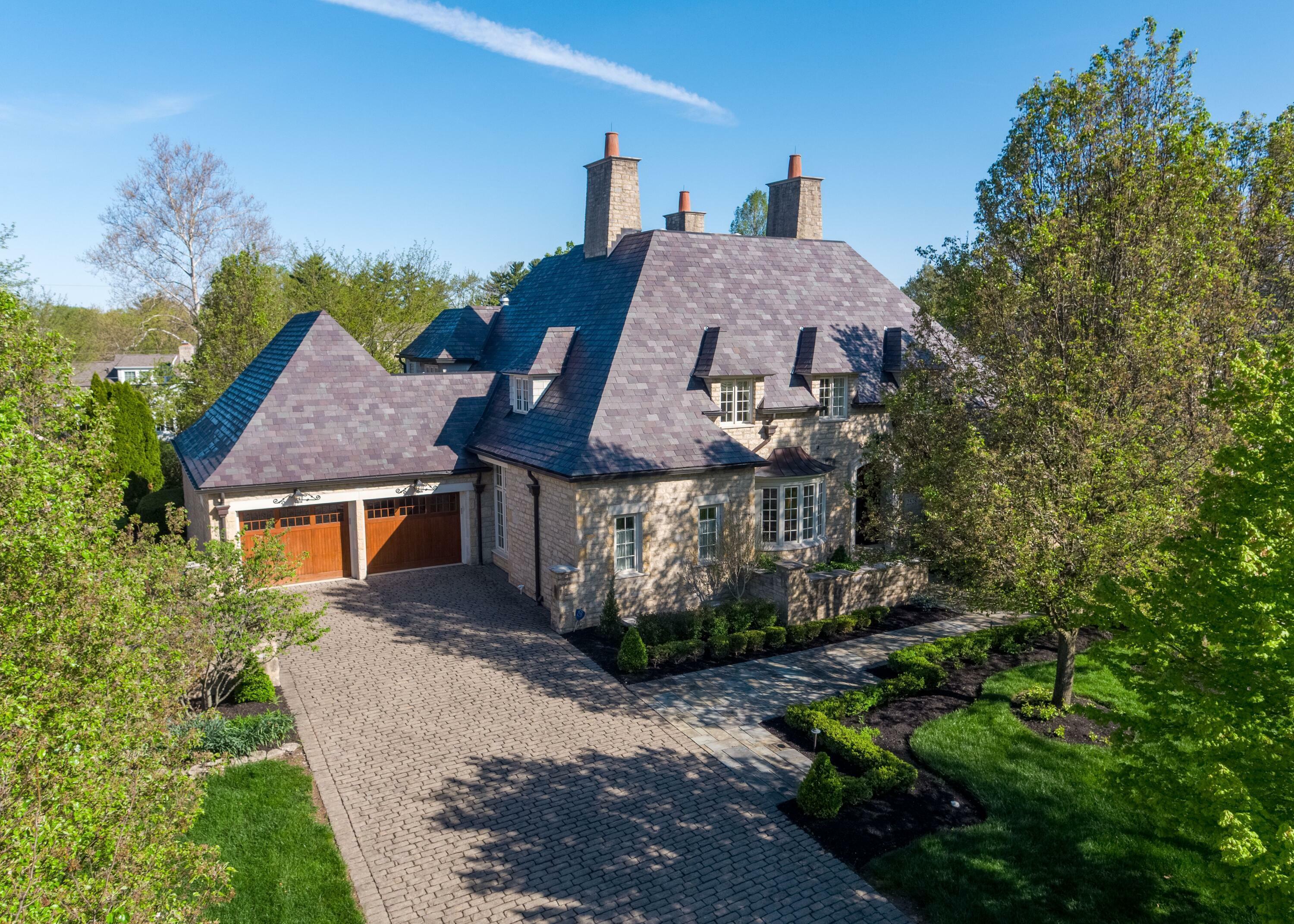 2528 Onandaga Drive  Upper Arlington OH 43221 photo