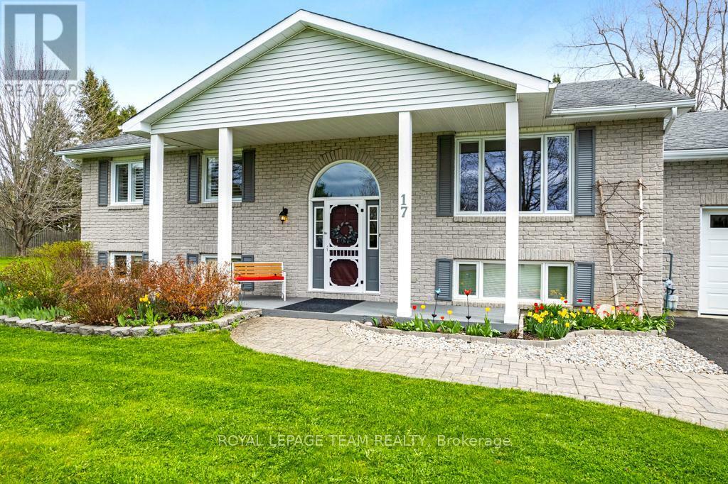 Property Photo: 17 Pioneer Drive ON K0G 1J0