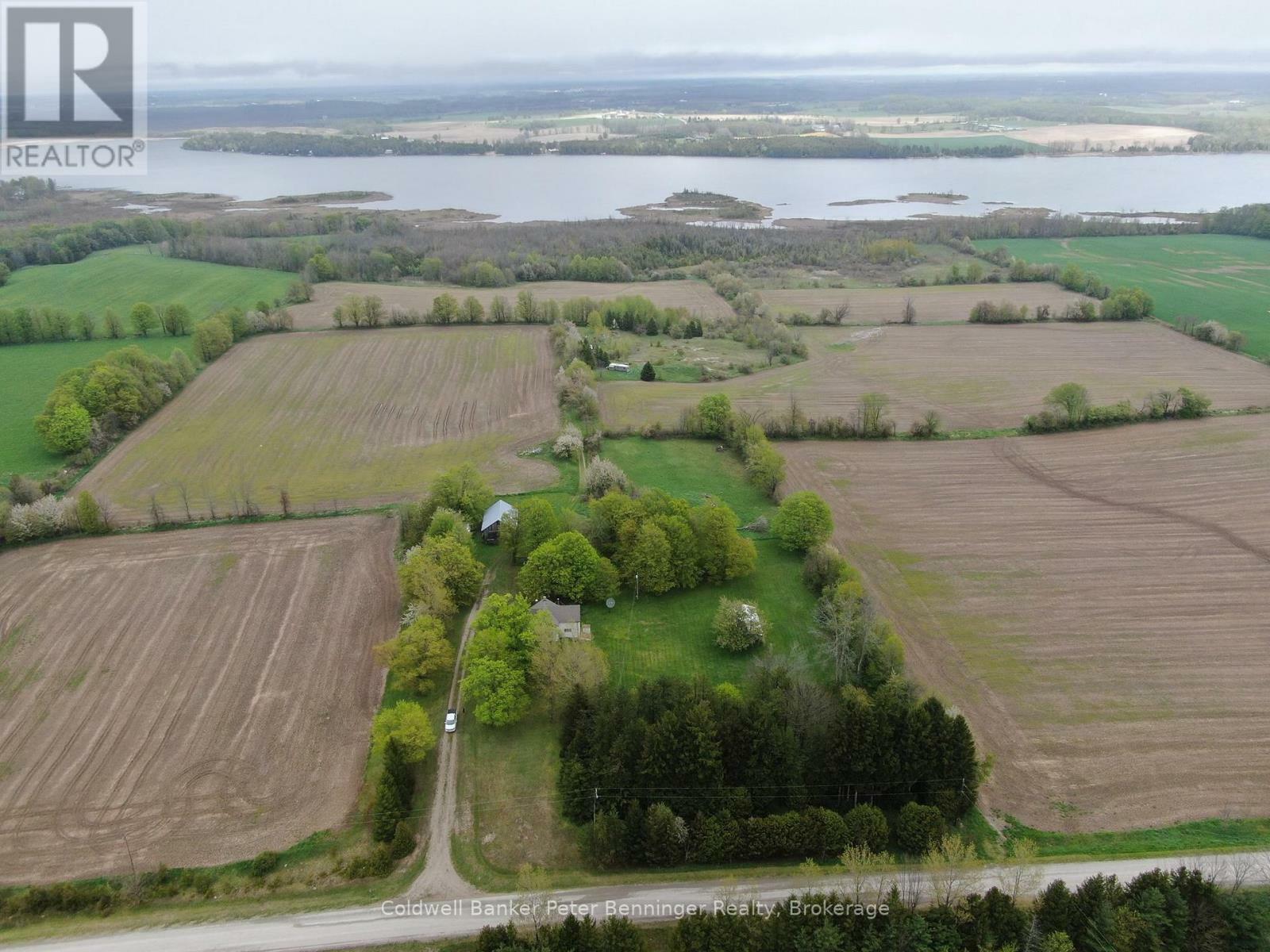 Property Photo: 252 5 Sideroad North ON N0H 2C5