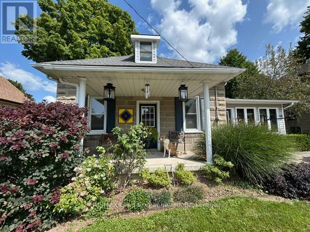Property Photo: 18 Clarinda Street South ON N0G 2S0