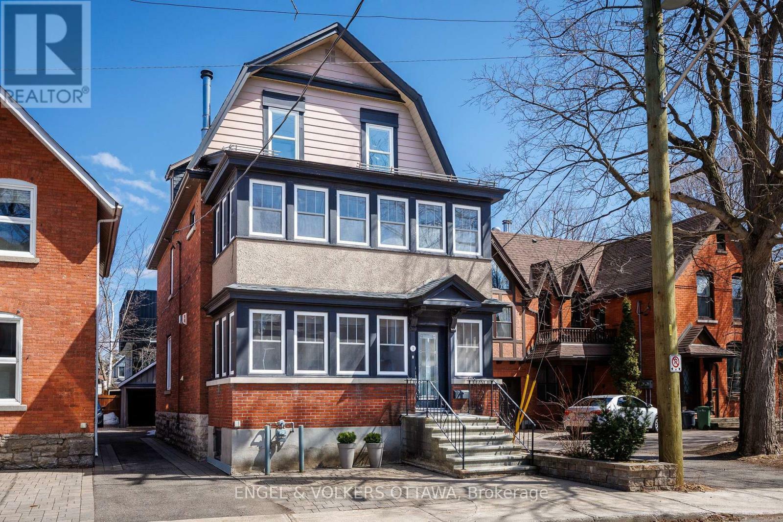 11 Howick Place  Ottawa ON K1S 3S4 photo