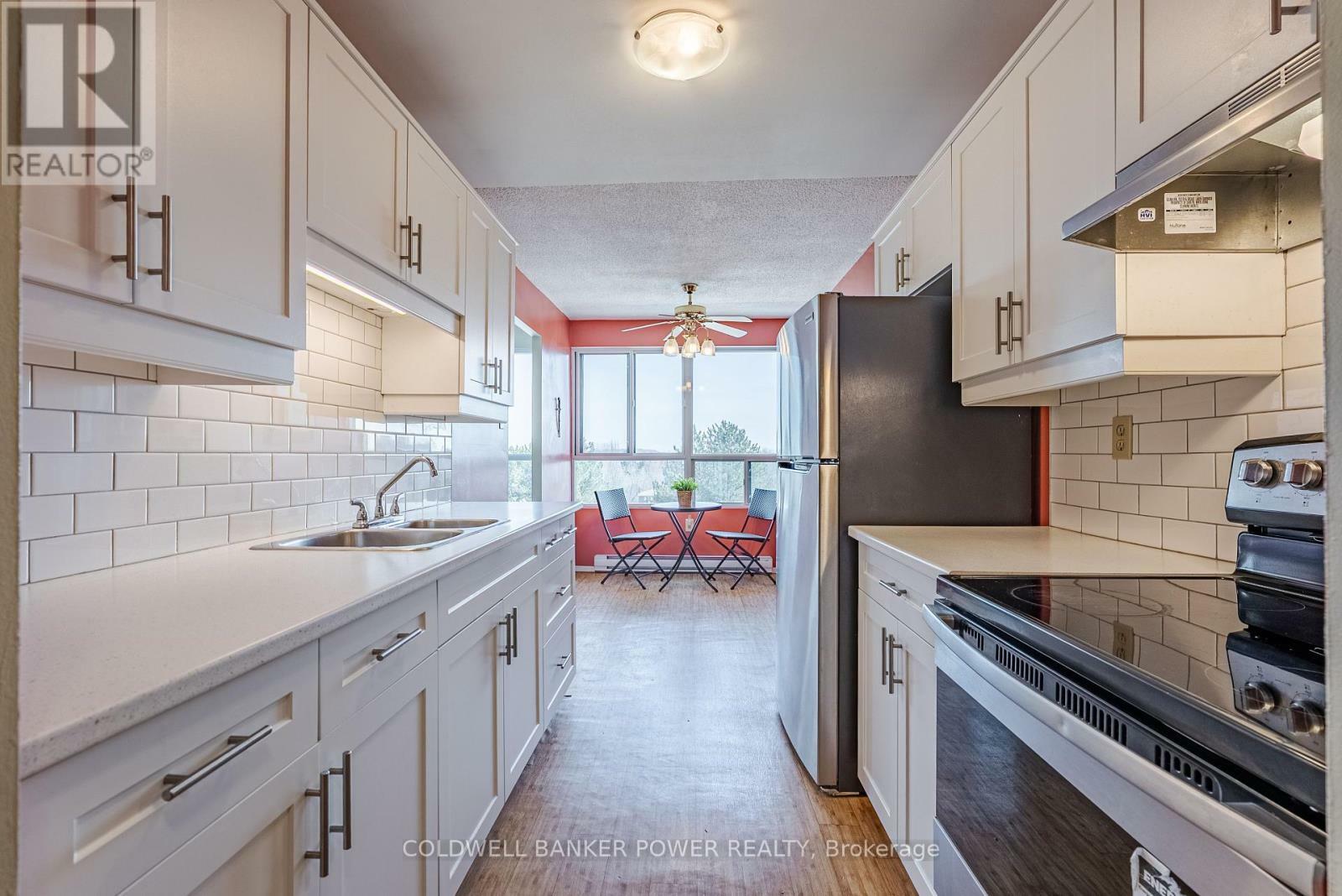 Photo de la propriété: 600 Grenfell Drive 511 ON N5X 2R8