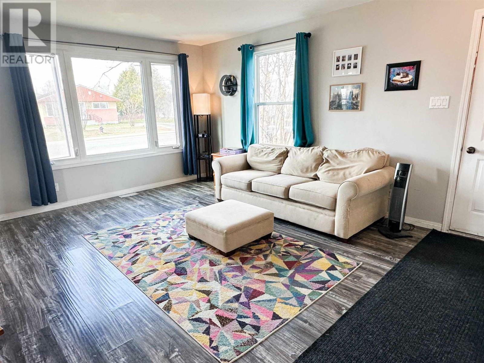 Property Photo: 114 Dickenson Rd ON P0V 1C0