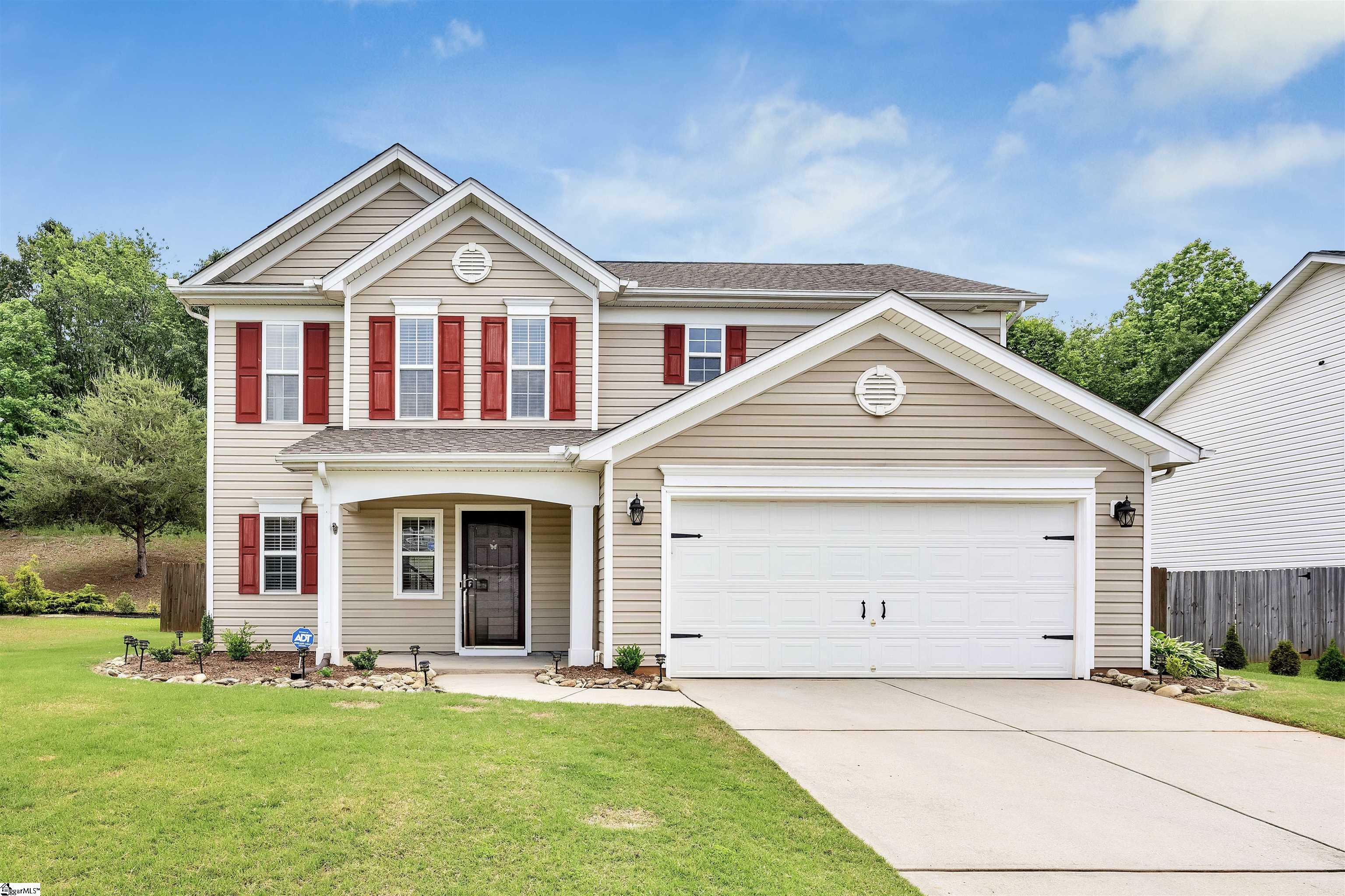 Property Photo: 161 Stonewood Crossing Drive SC 29316