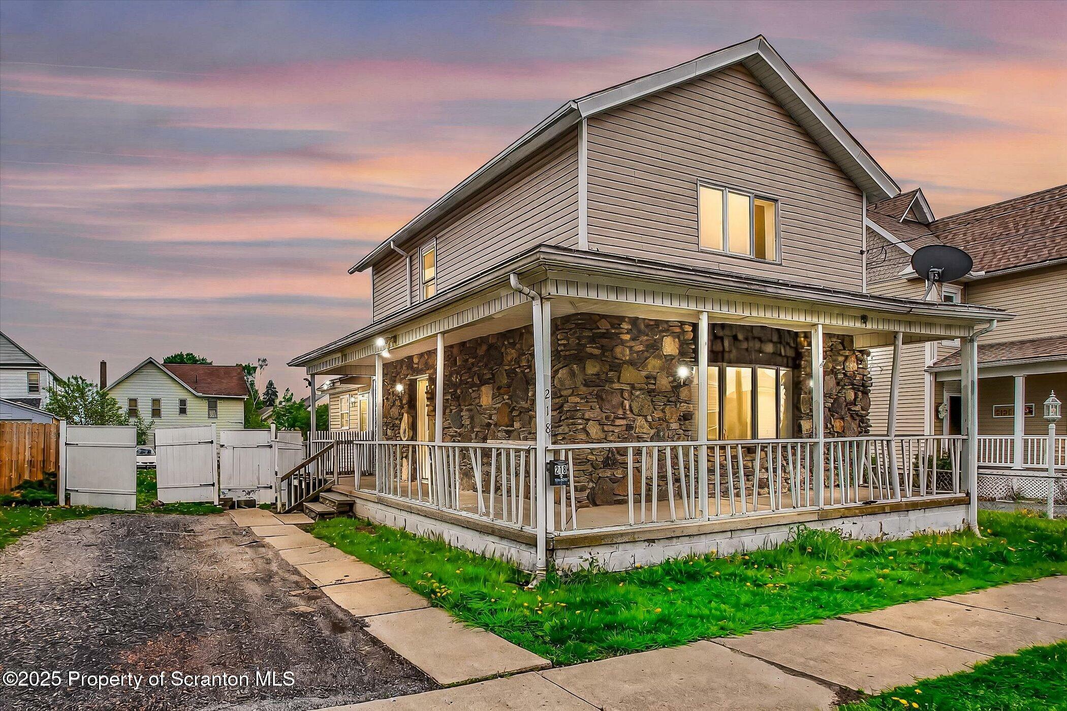 Property Photo: 218 N Rebecca Avenue PA 18504