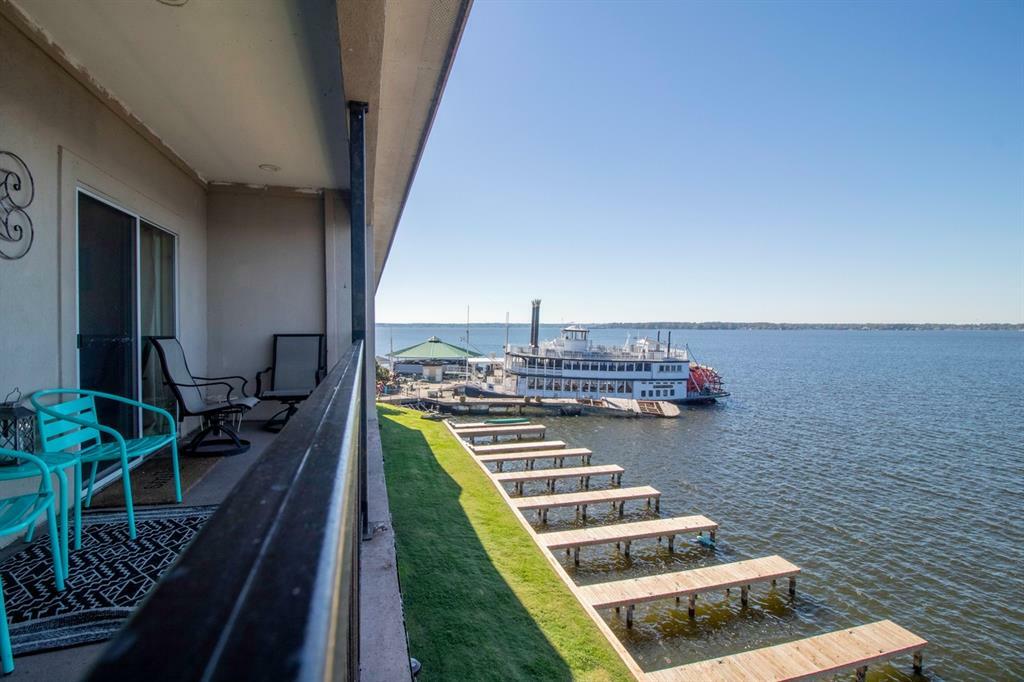Property Photo: 7039 Kingston Cove Lane 307 TX 77318