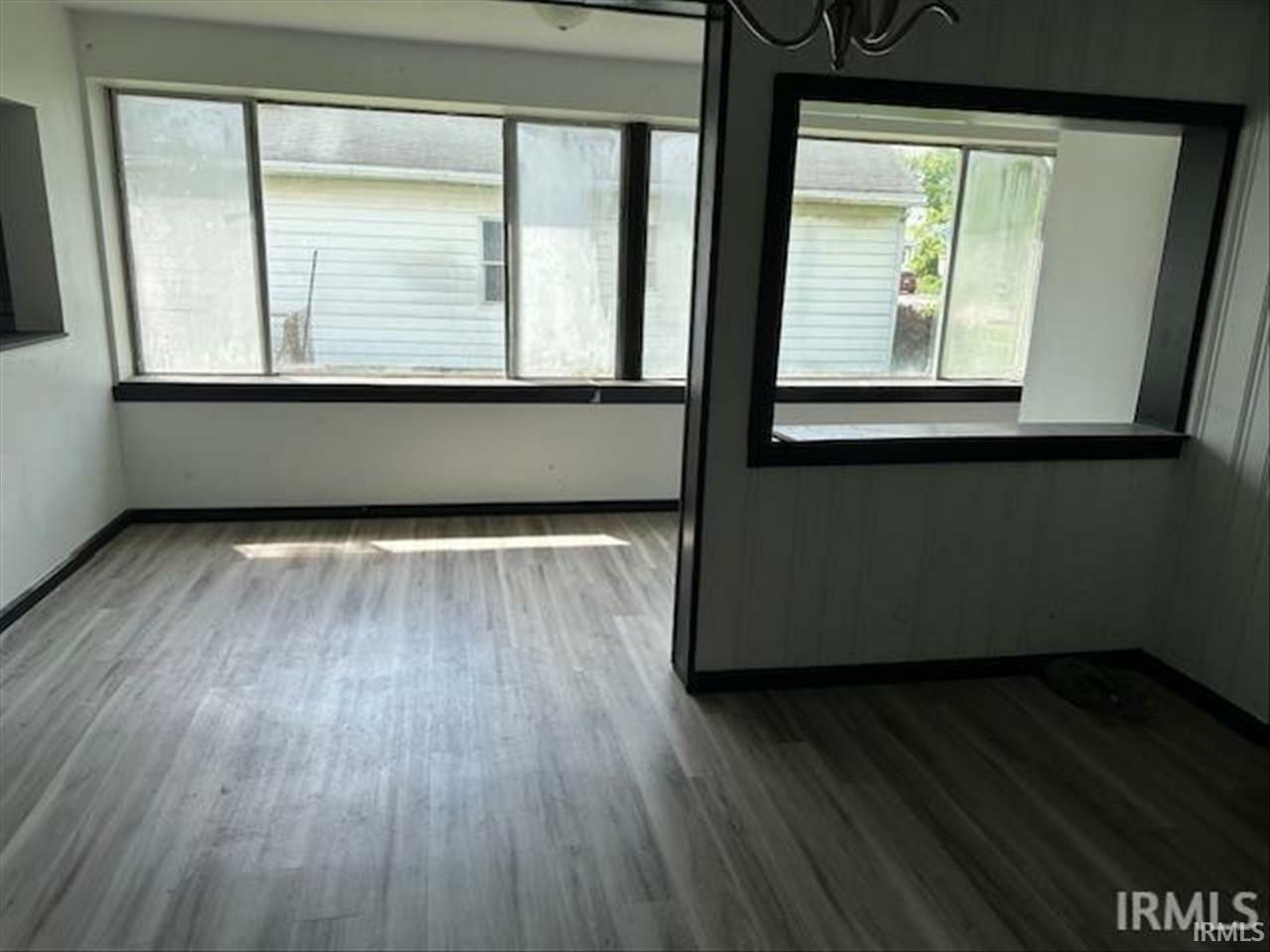 Property Photo: 1321 E Oregon Street IN 47711