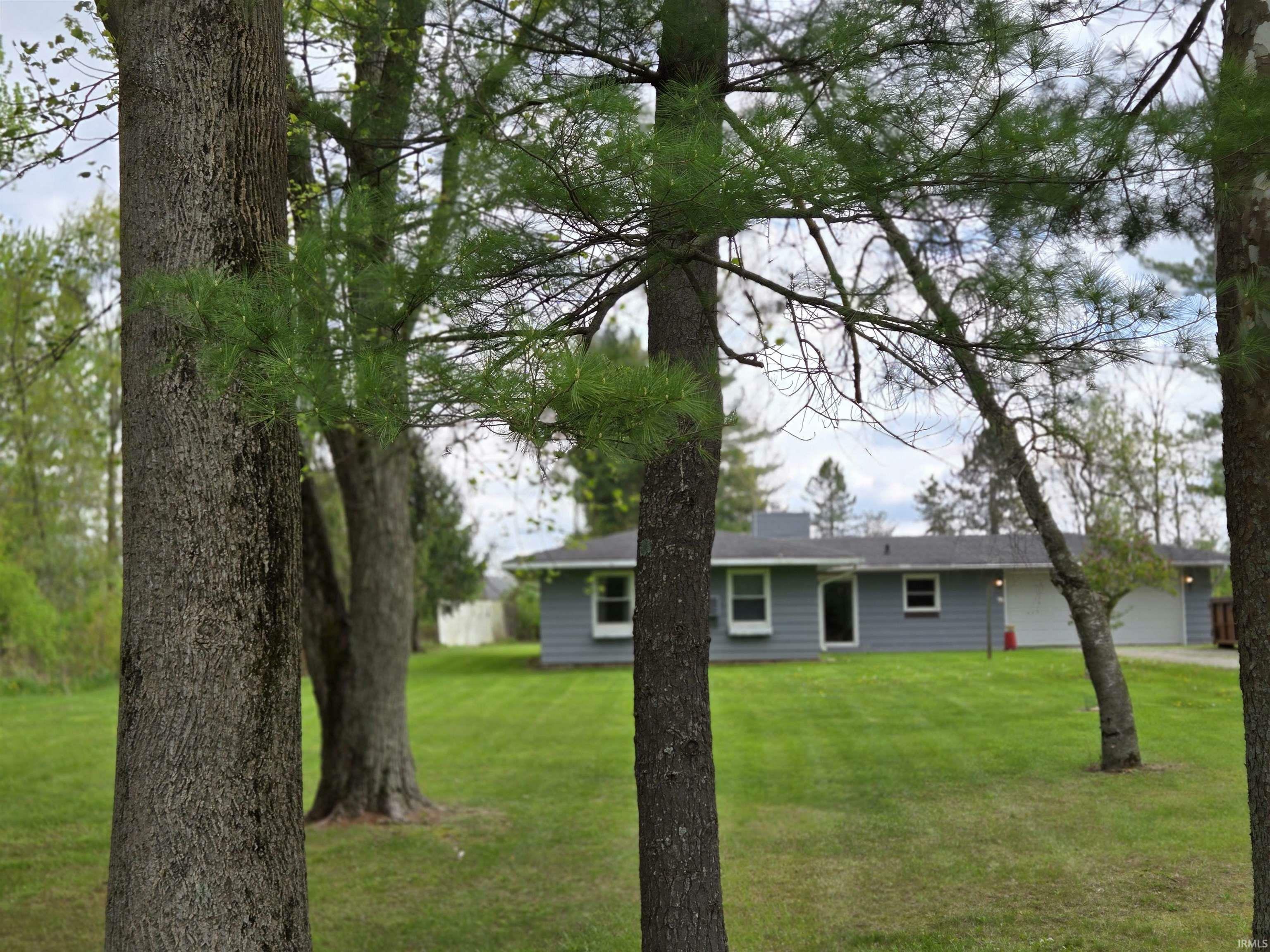 Property Photo: 6984 County Road 327 IN 46738