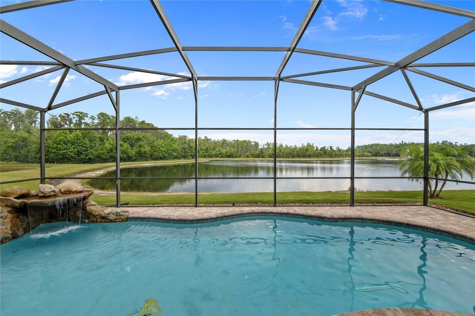 Property Photo: 850 Spring Oak Circle FL 32828