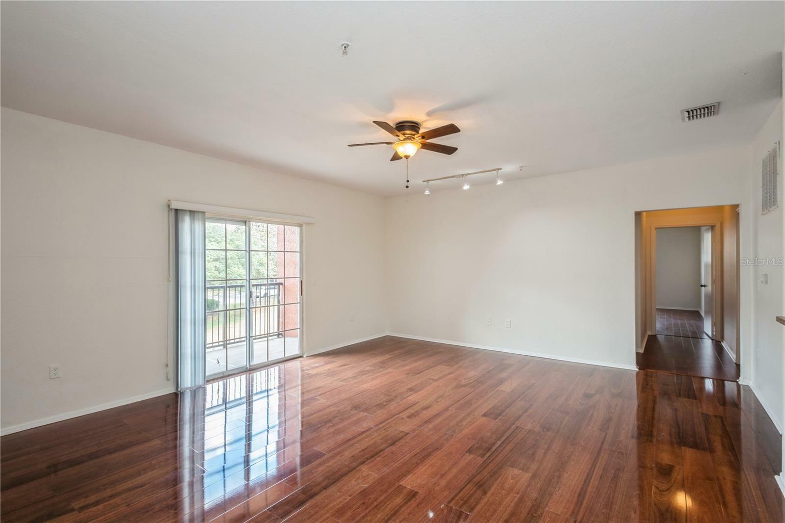 Property Photo: 122 Vista Verdi Circle 236 FL 32746