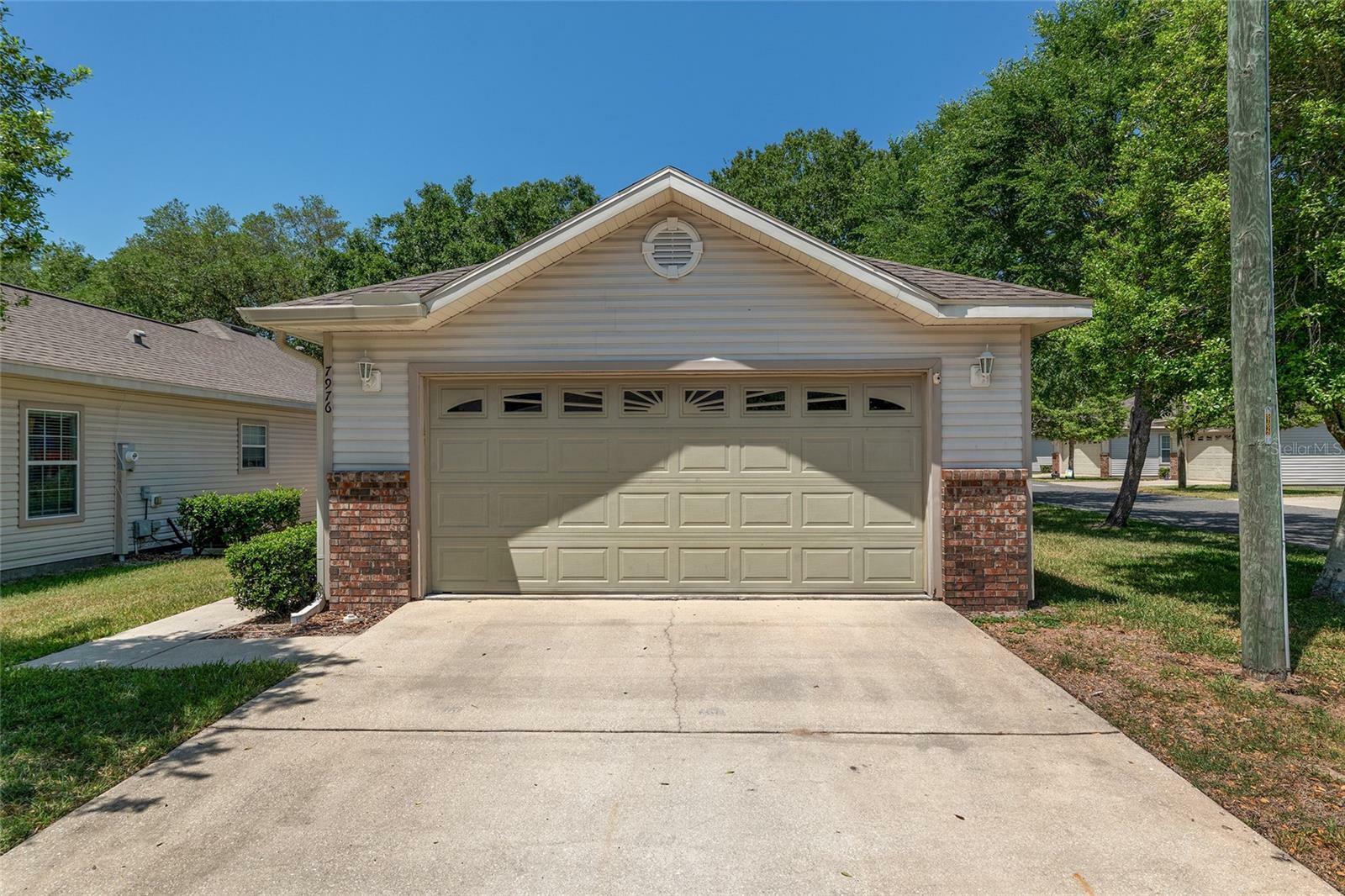 Property Photo: 7976 NW 48th Way FL 32653