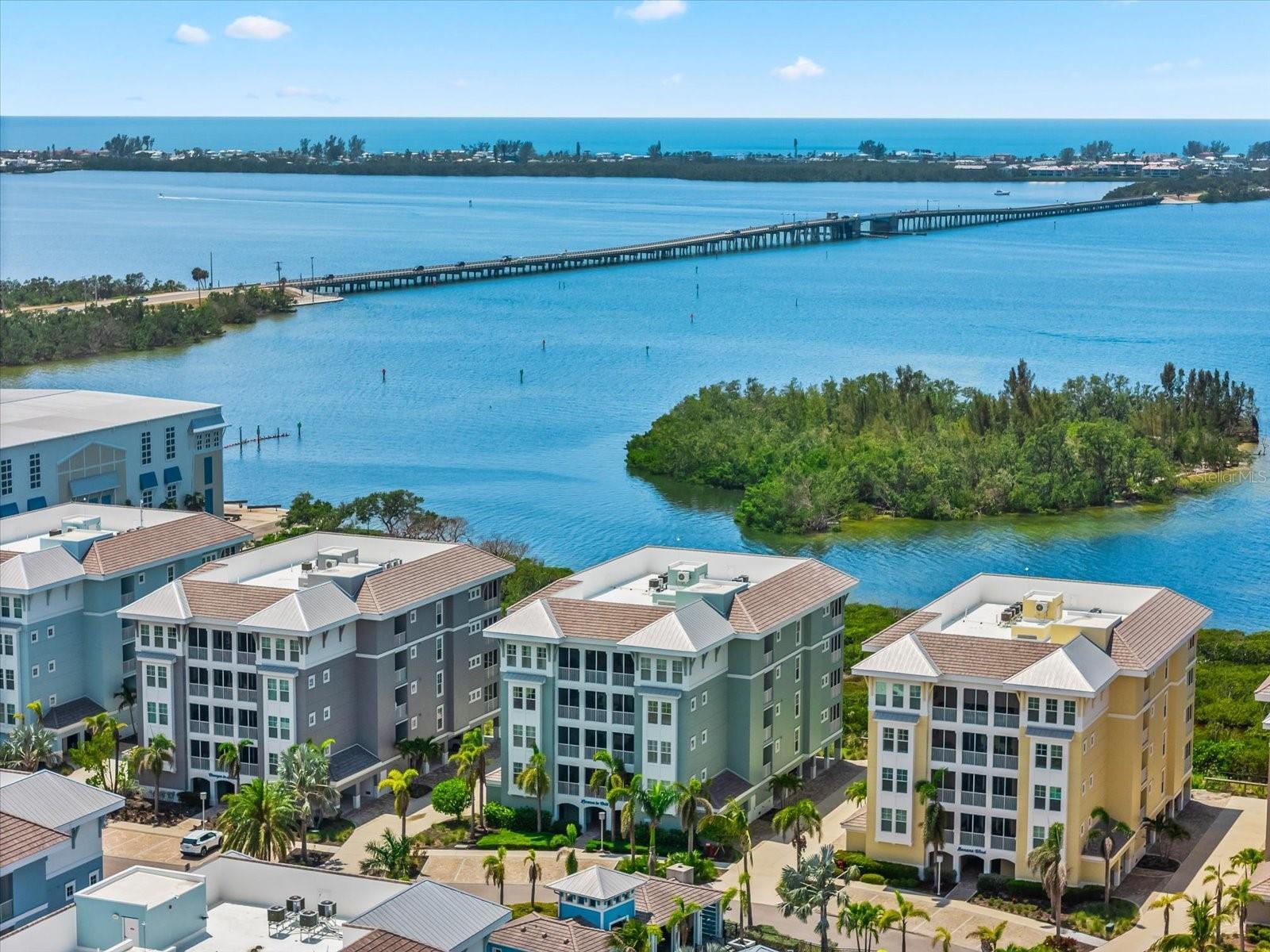 Property Photo: 388 Aruba Circle 103 FL 34209