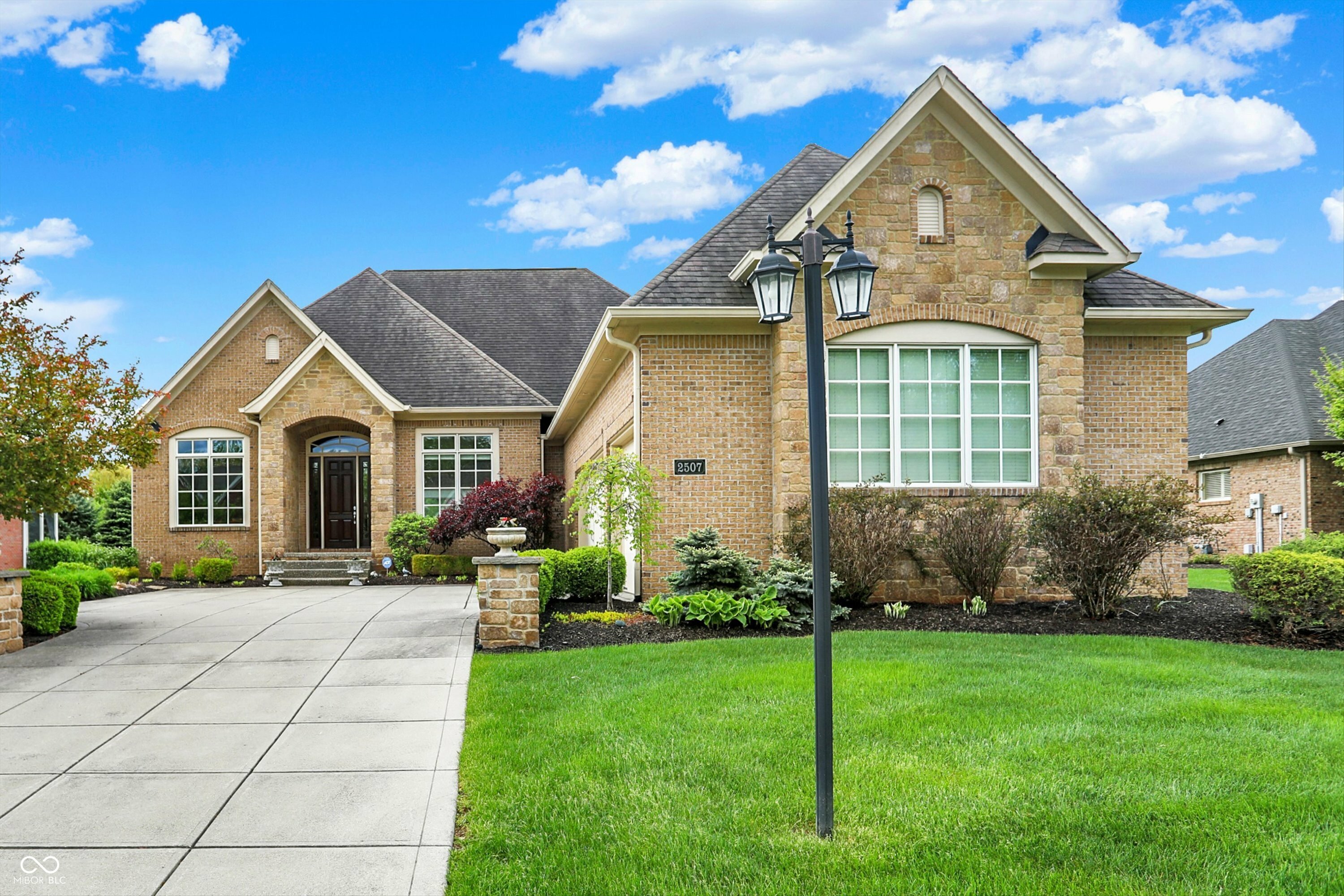 Property Photo: 2507 Silver Oaks Drive IN 46032