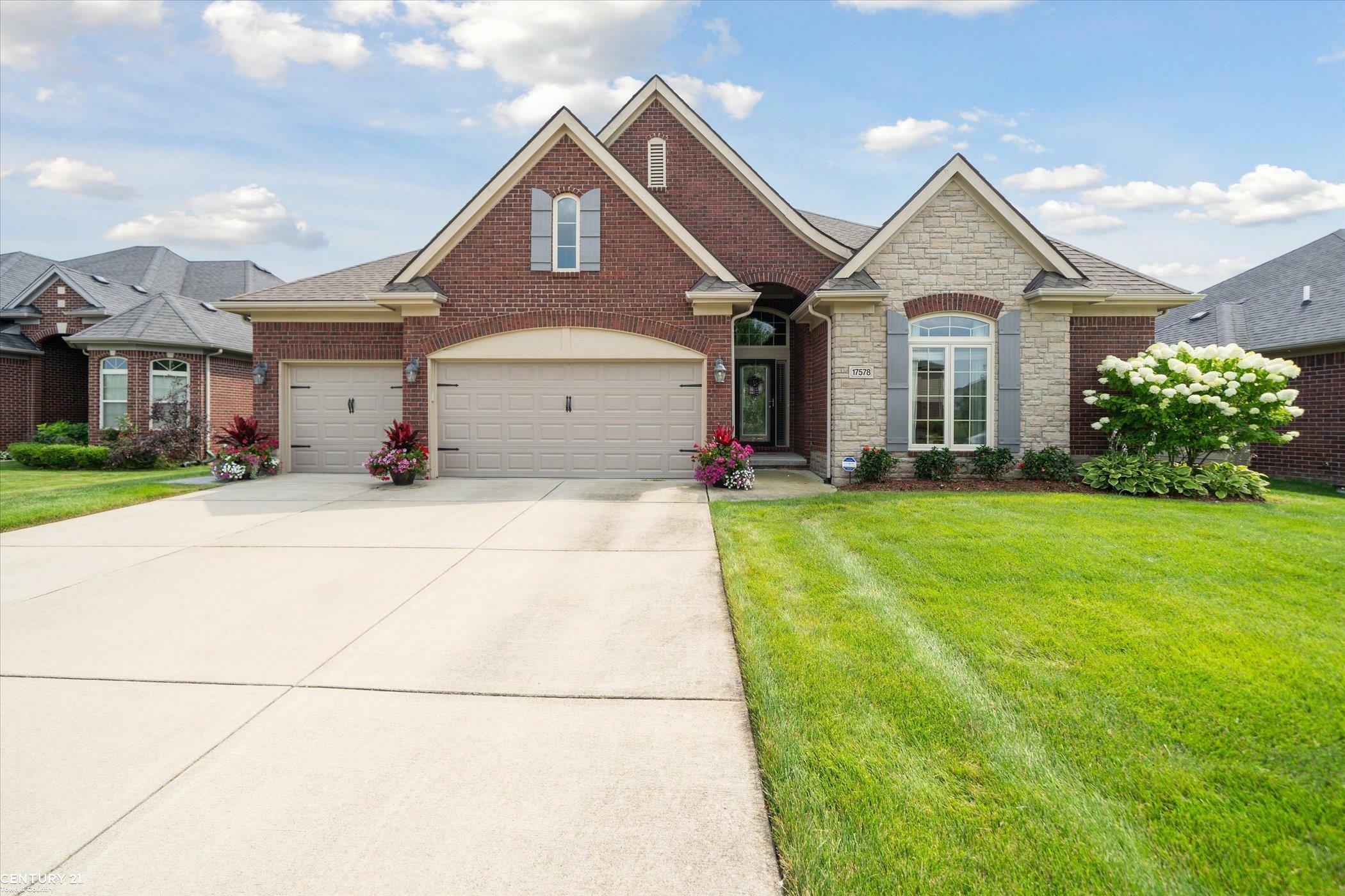 17578 Canvasback Drive  Clinton Township MI 48038 photo