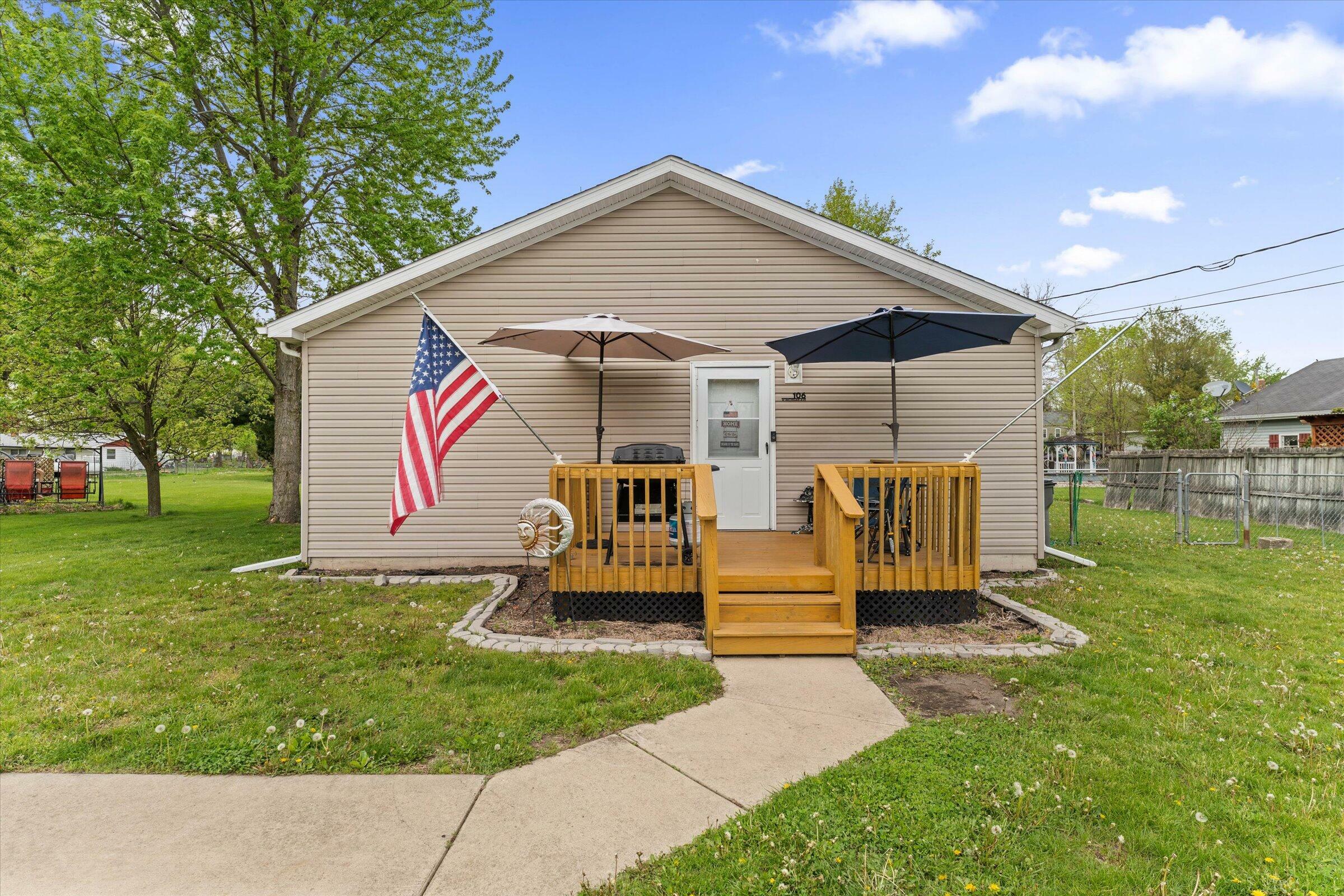 Property Photo: 106 W Michigan Avenue MI 49099
