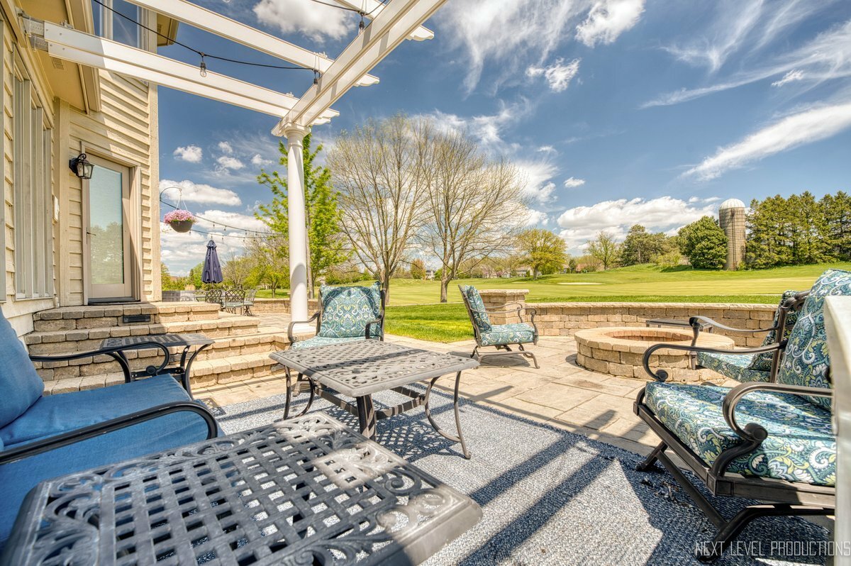 Property Photo: 2401 Legacy Drive IL 60502