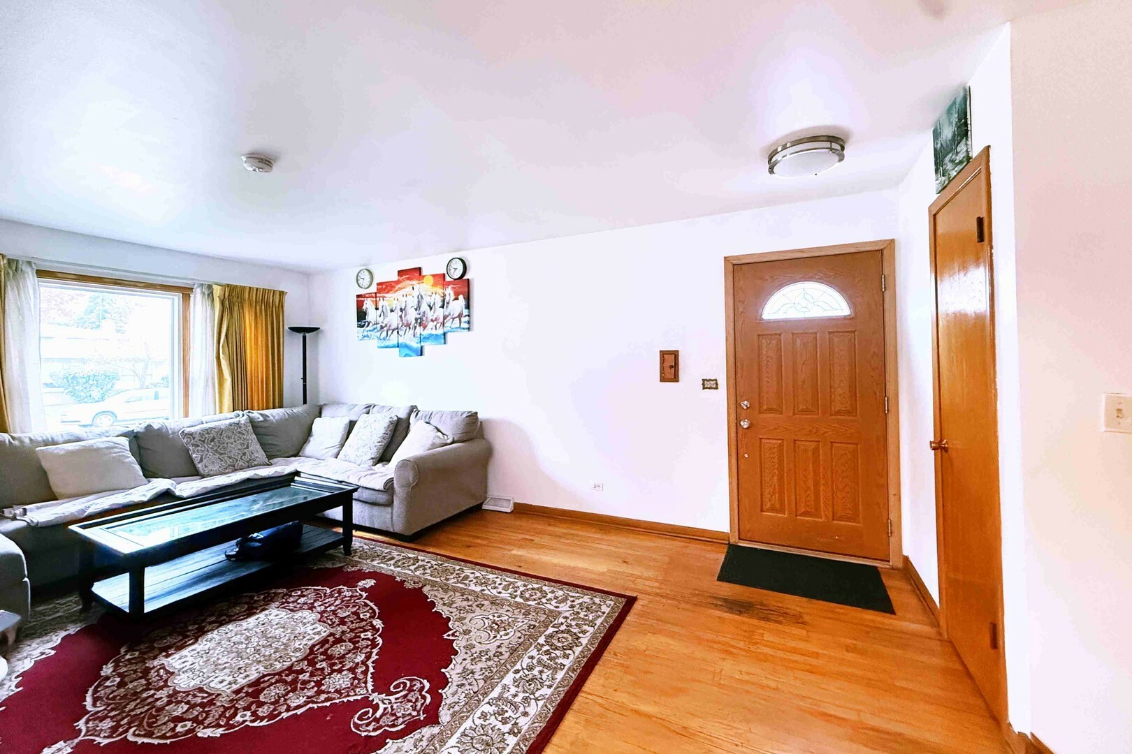 Property Photo: 6742 W Forest View Lane IL 60714