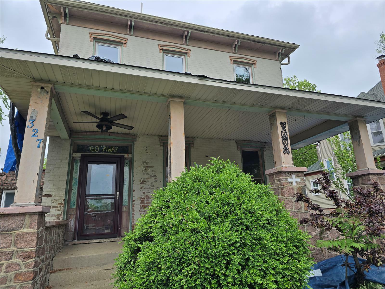 Property Photo: 327 N 3rd Street IL 62246
